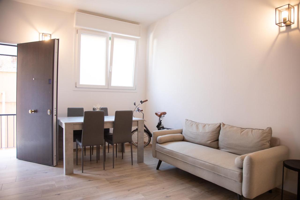 Bed and Breakfast Casa 22 - San Donato Болонья Экстерьер фото